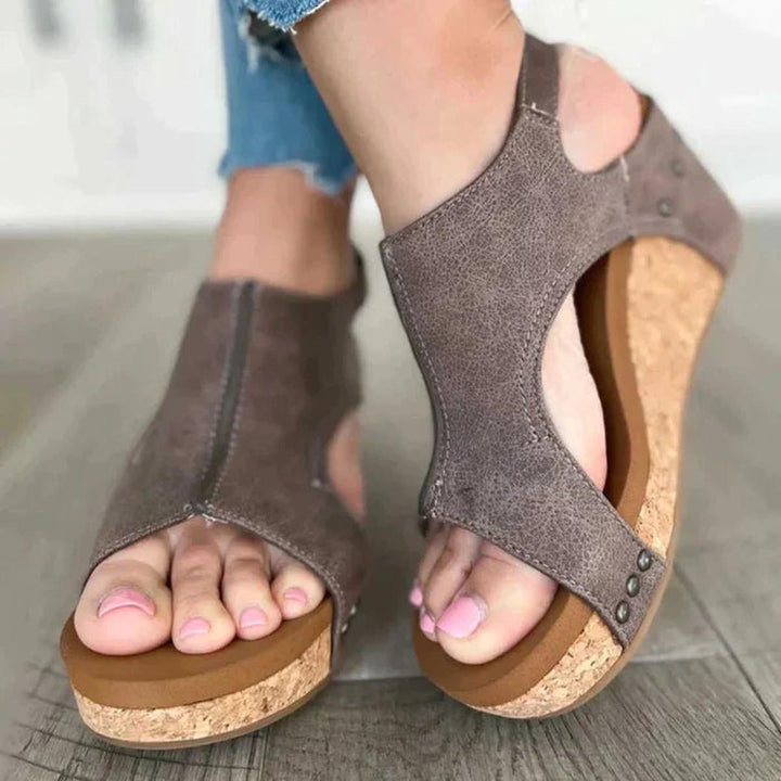 Angela | Damen Keilsandalen zum Hineinschlüpfen mit offenem Zehenbereich
