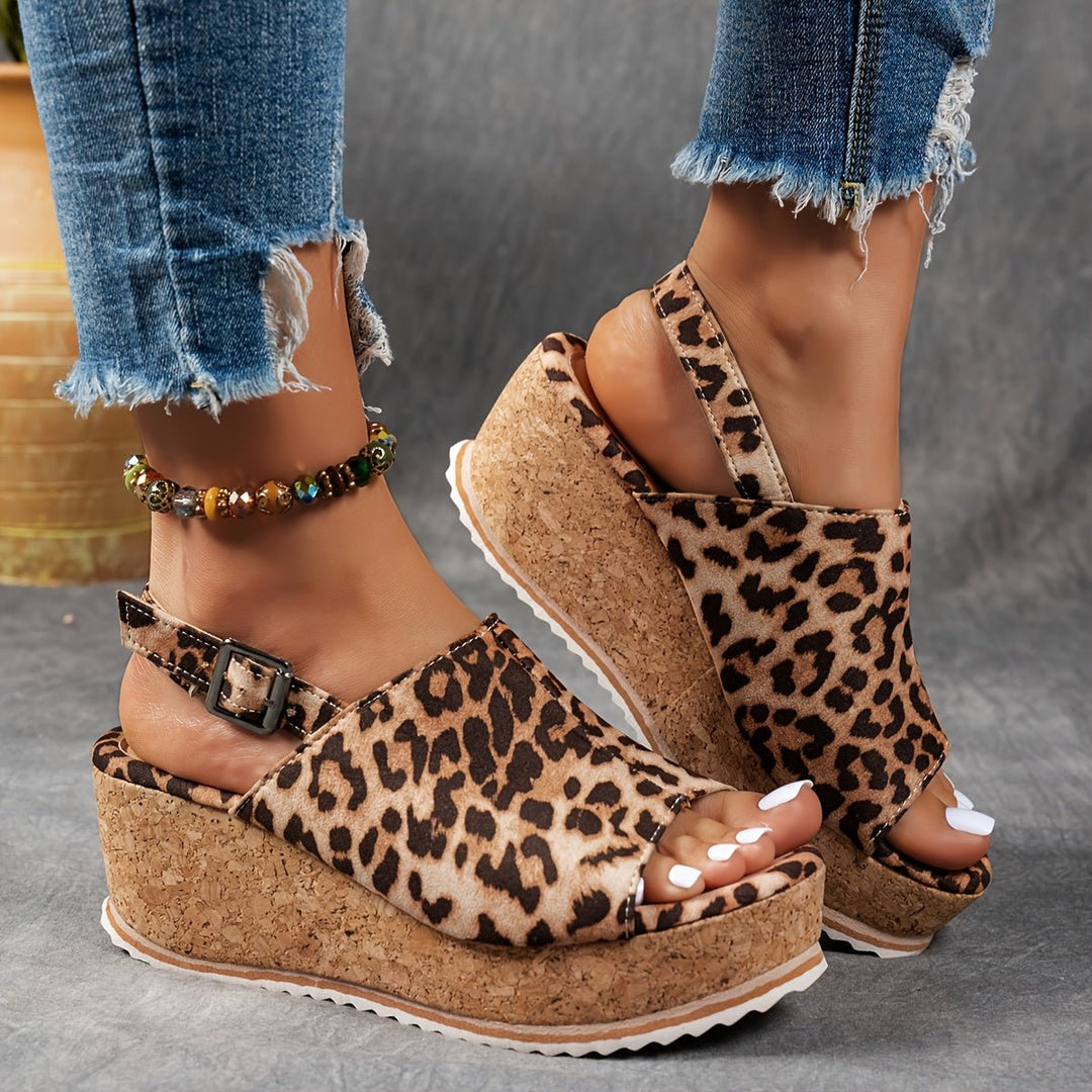 Emilia | Damen Comfortable Sandals Keilabsatz Leopardenmuster Verstellbare Schnalle