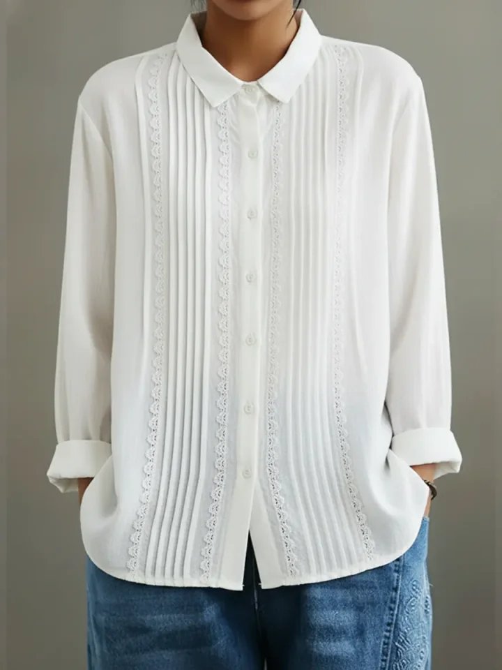 Charlotte | Damen Langarm-Bluse mit Spitzenbesatz und Kellerfalten-Front