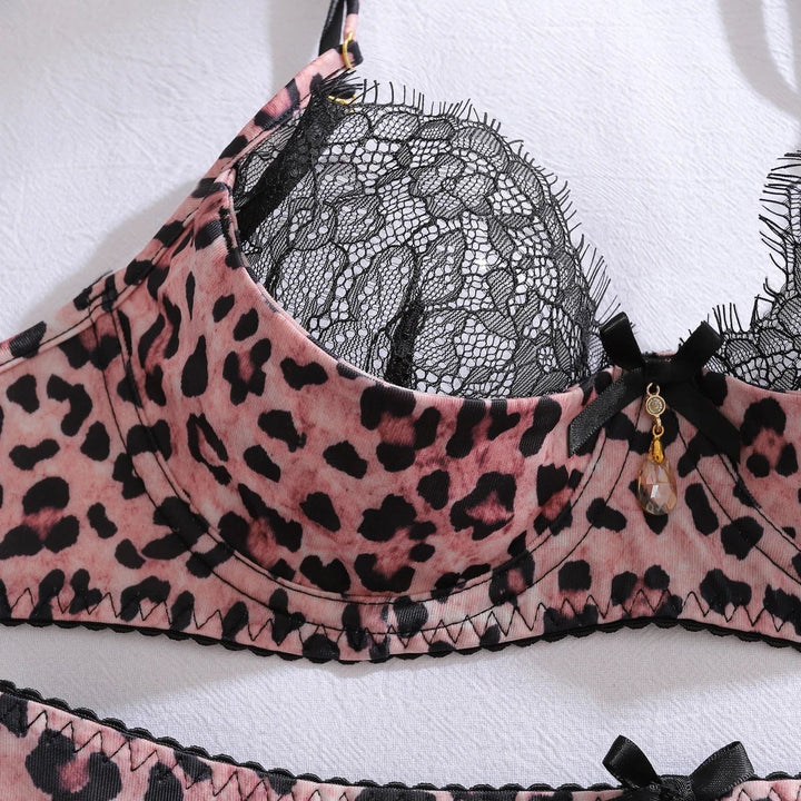 Luisa | Damen Leopardenmuster Spitzen-BH Strumpfgürtel Set
