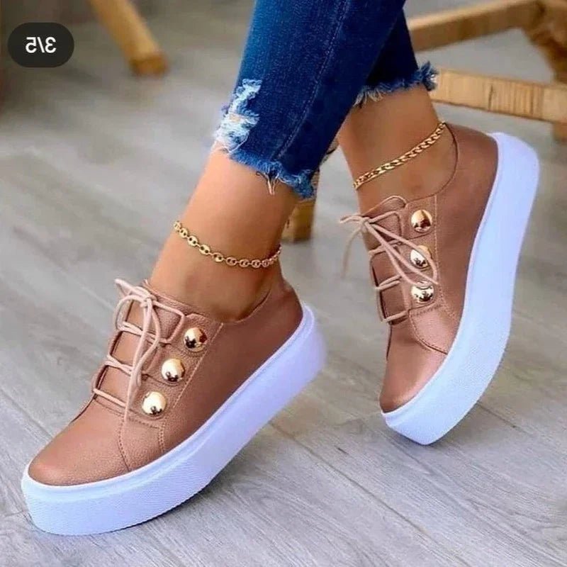 Clara | Damen Orthopädische Plateau-Sneaker mit Schnürung und Goldnieten