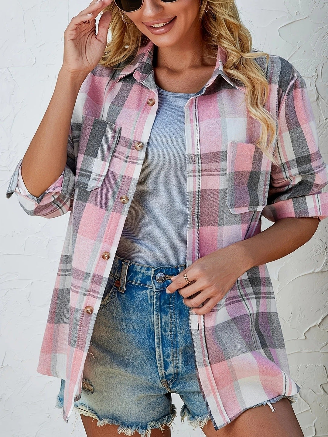 Mia | Damen Oversized Kariertes Flanell-Langarmhemd mit Knopfleiste