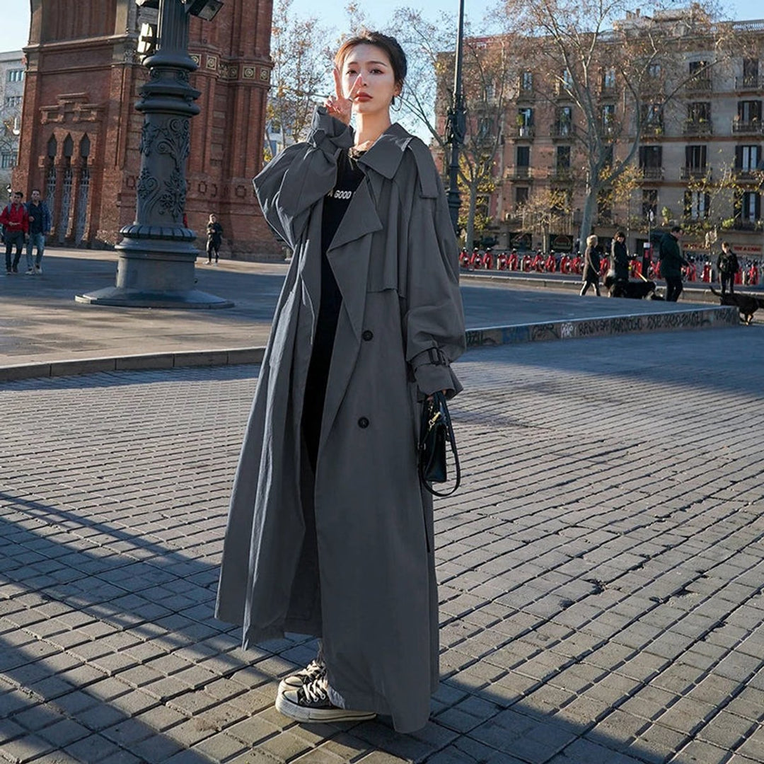 Emilia | Damen Oversized Zweireiher Maxi Trench Coat mit Bindegürtel