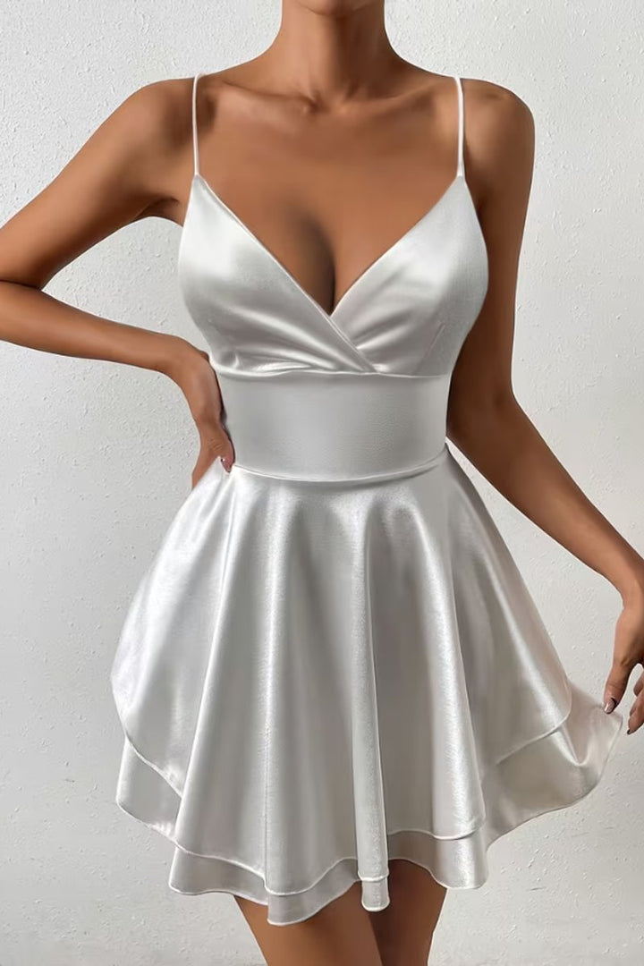 Amelie | Damen Satin Cocktailkleid Wickel-V-Ausschnitt Offener Rücken Mini