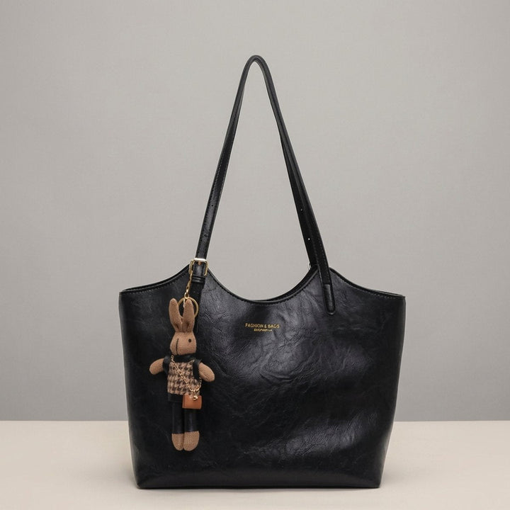 Mia | Damen Veganleder Tote Bag Schultertasche mit Plüsch-Anhänger