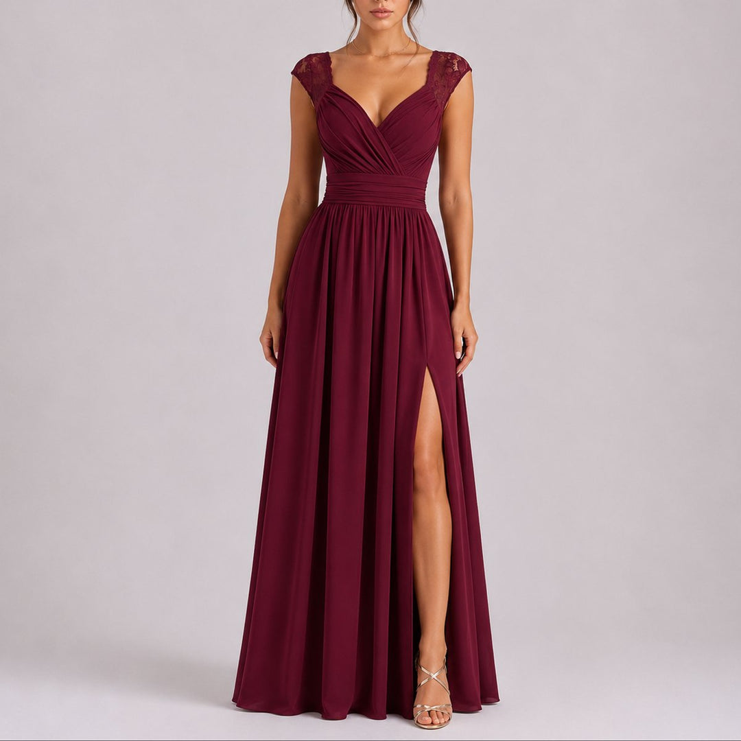 Amelie | Elegantes Spitzen-Maxi-Kleid für Hochzeitsgäste im Herbst